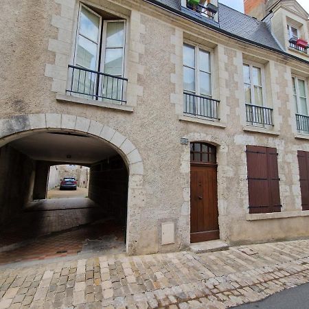 Le Saint Jean Et Son Parking Privee Leilighet Blois Eksteriør bilde